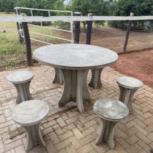 Mesa de Concreto com 4 ou 6 lugares - Modelo Standard